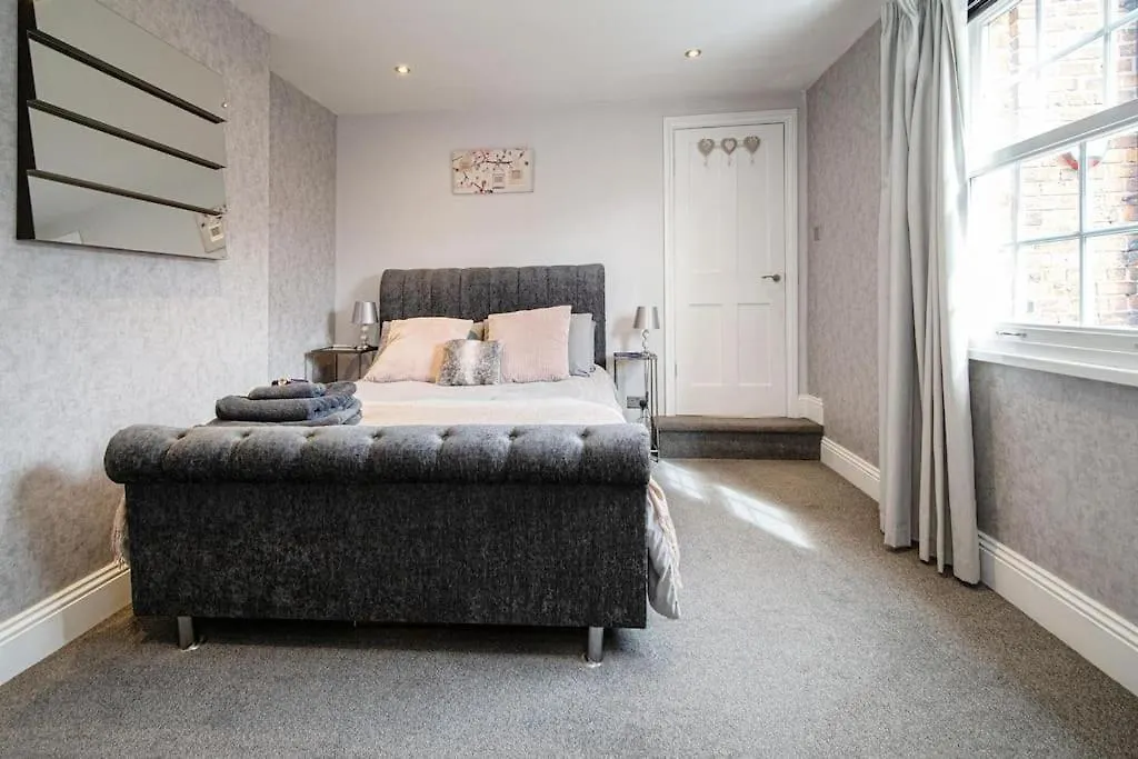 Hornsea Holiday House